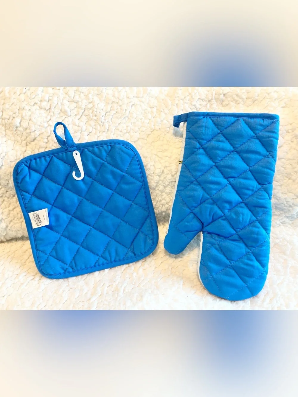 SpongeBob Squarepants Pot Holder and Oven Mitt Set